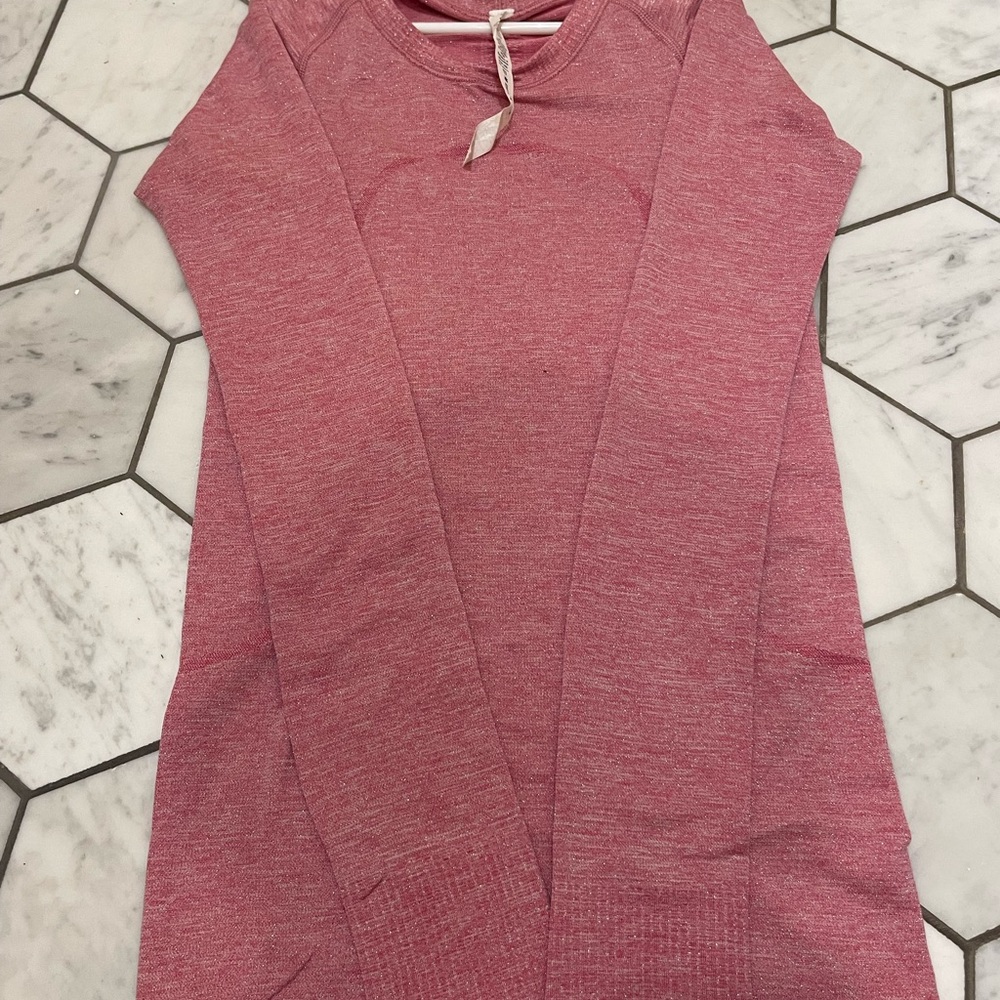 Lululemon Long Sleeve Swiftly Tech 2.0 Shirt. Size 2.